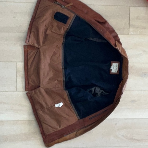 Orvis heavy leather jacket, mens large, size 40, like new - Picture 4 of 9